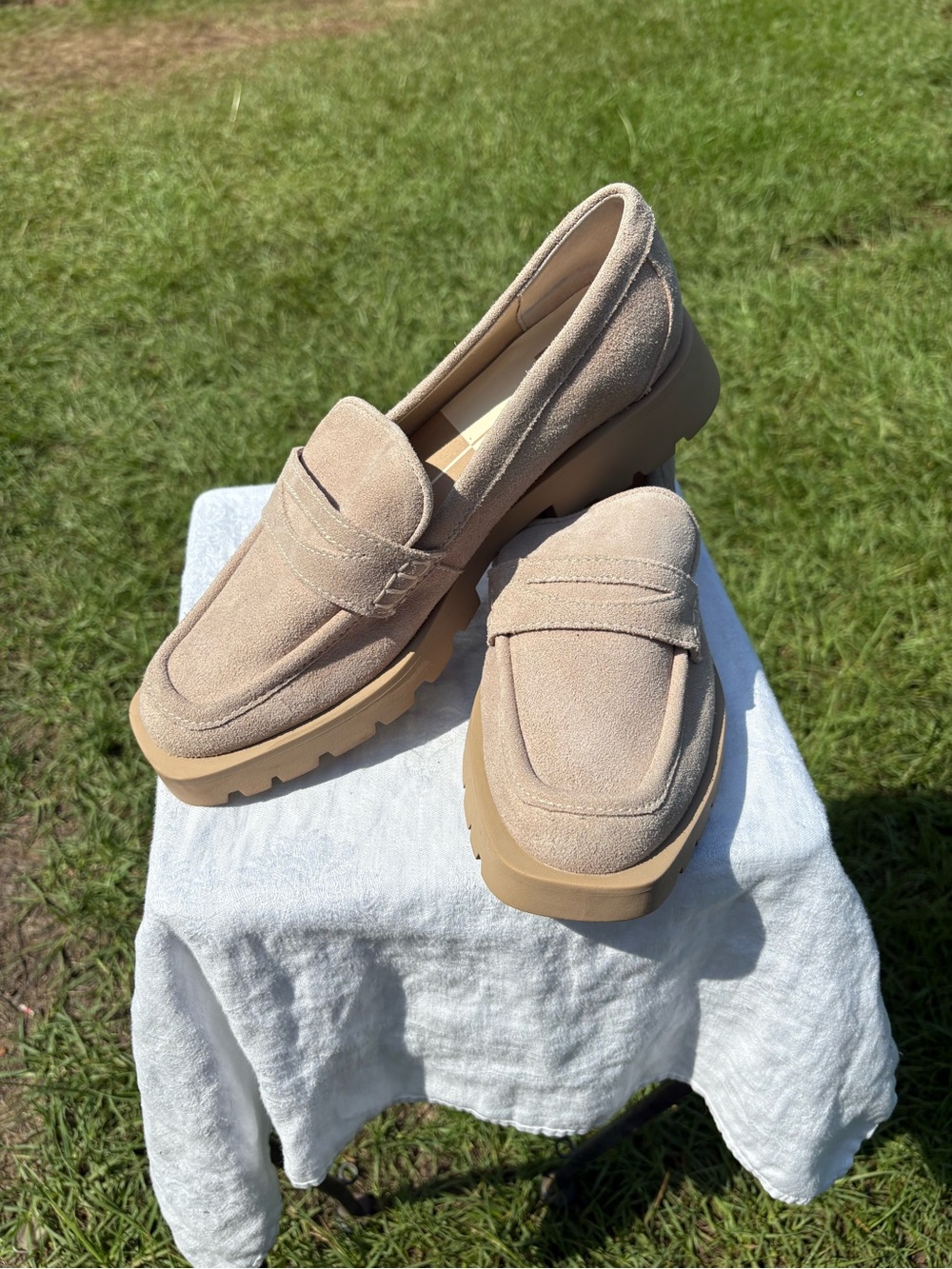 Dolce Vita Women's Elias Loafers in Dune  Size 8.5